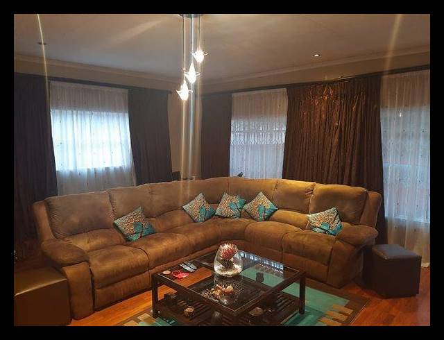 3 BEDROOM HOUSE FOR SALE IN NORKEM PARK